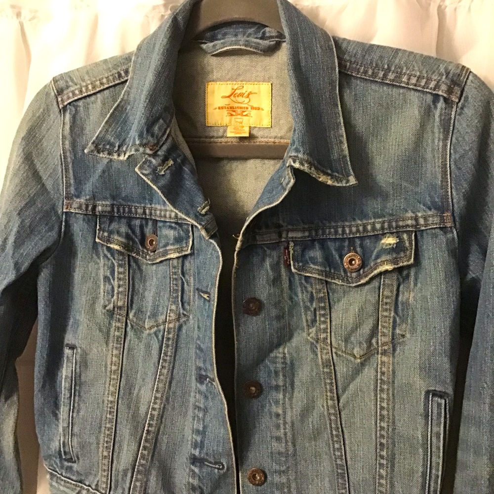 Levi’s Women's Denim Jean Jacket.  Size XS